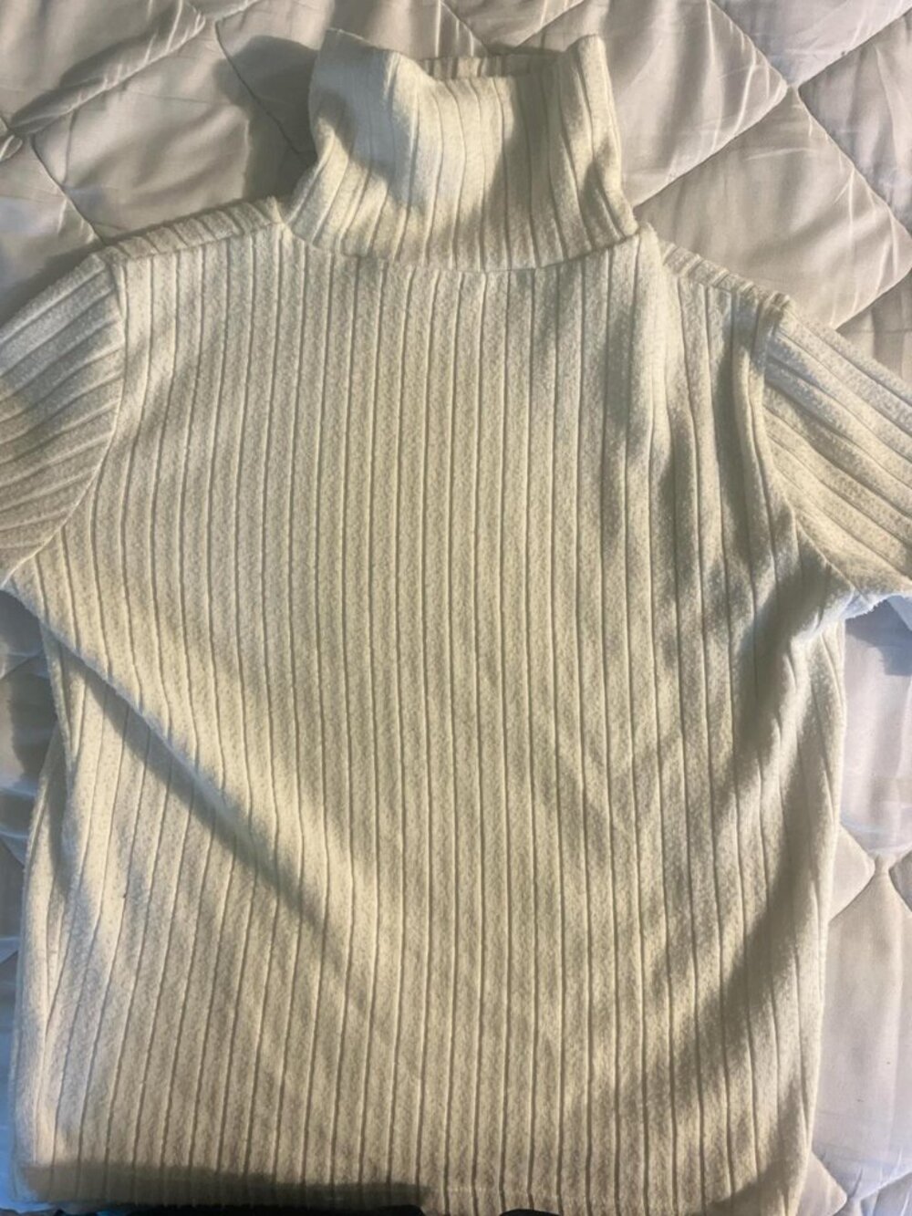 Pull&Bear White Ribbed Sleeveless Turtleneck Top Size M